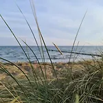 Ihr Ostseedomizil, Strandnah Und Mittendrin Ab Mai Eigene Wallbox Fuer Unsere Gaeste *