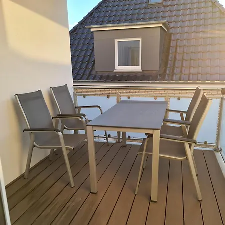 Ihr Ostseedomizil, Im Ortskern Von Kellenhusen, Strandnah Und Mittendrin